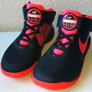 Kids Hot Pink Nikes 🔥